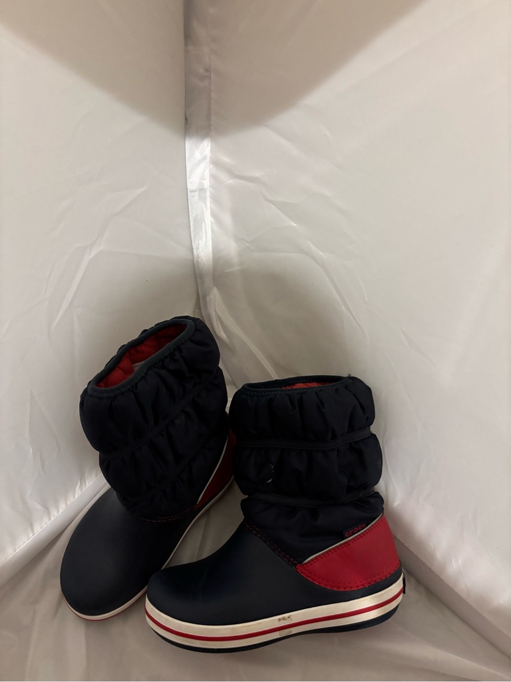 Croc Kids Navy and Red Winter Boots